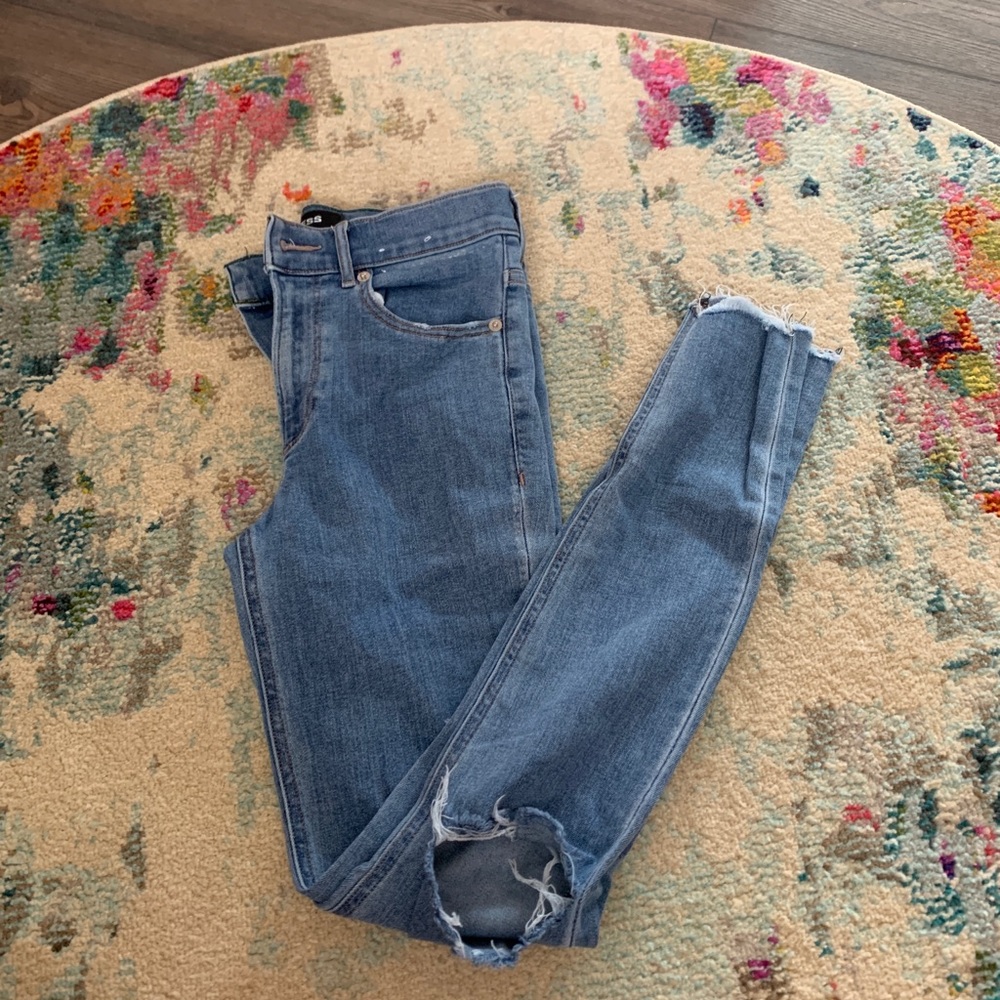 Express High Rise Raw Hem Legging